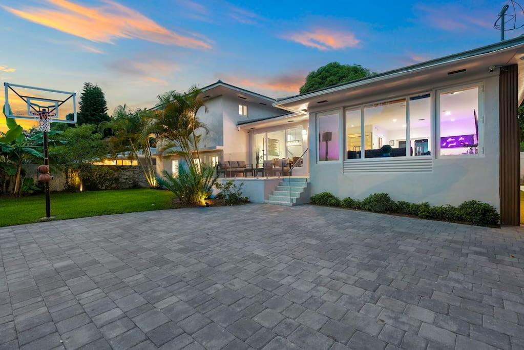 Beautiful Villa With Heated Pool Must Seen! Miami Luaran gambar